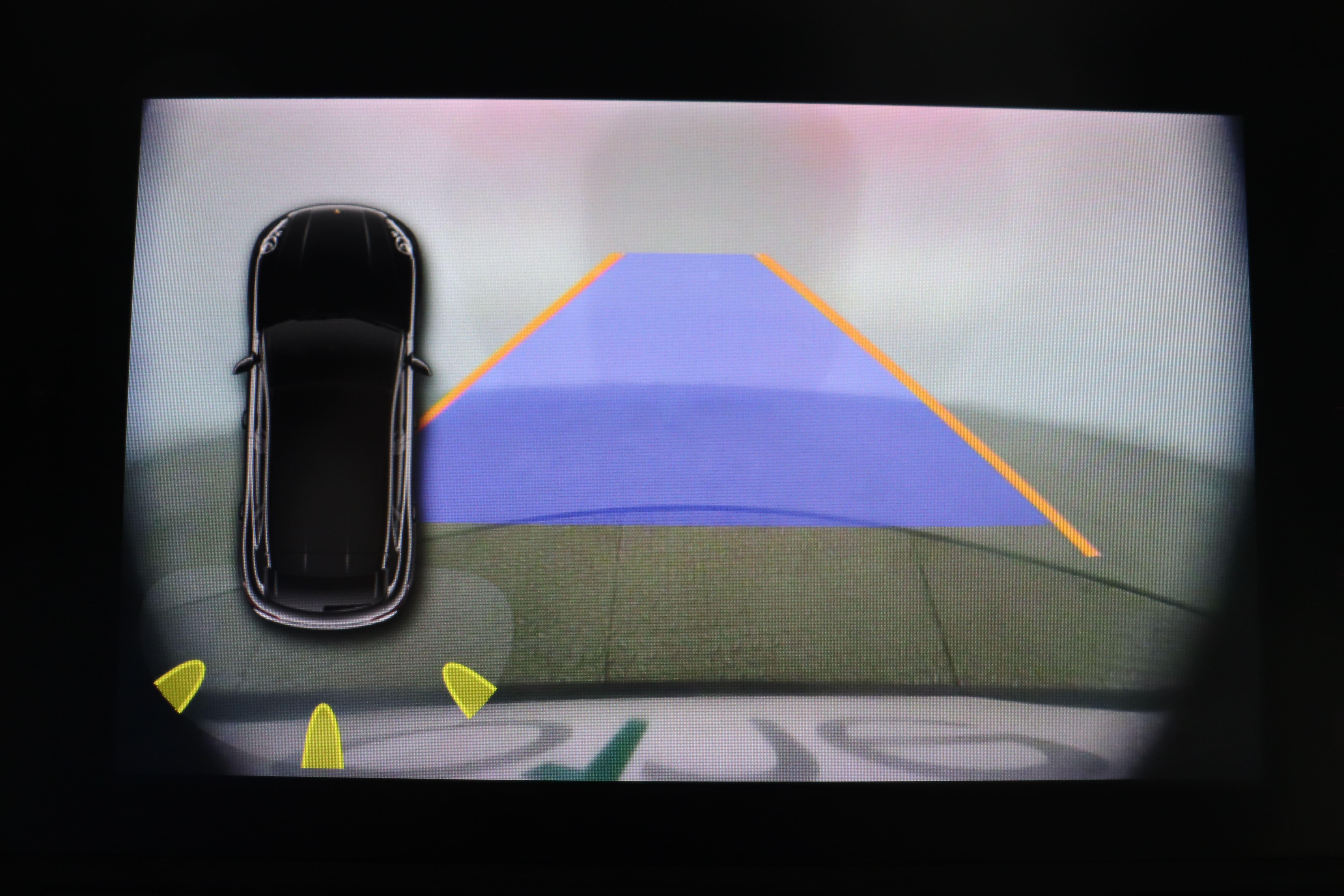 PORSCHE MACAN - One MACAN