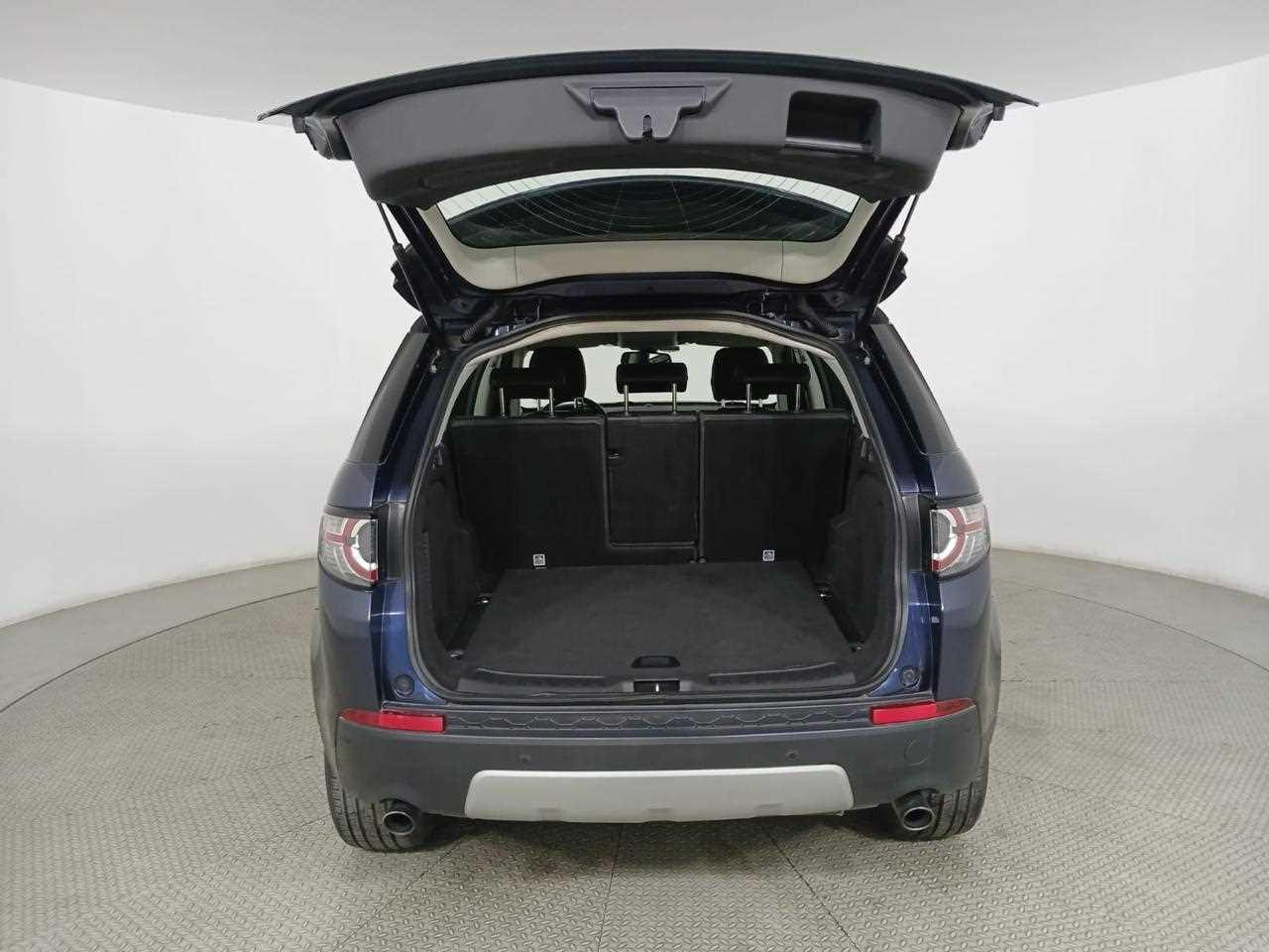 LAND ROVER DISCOVERY - One DISCOVERY