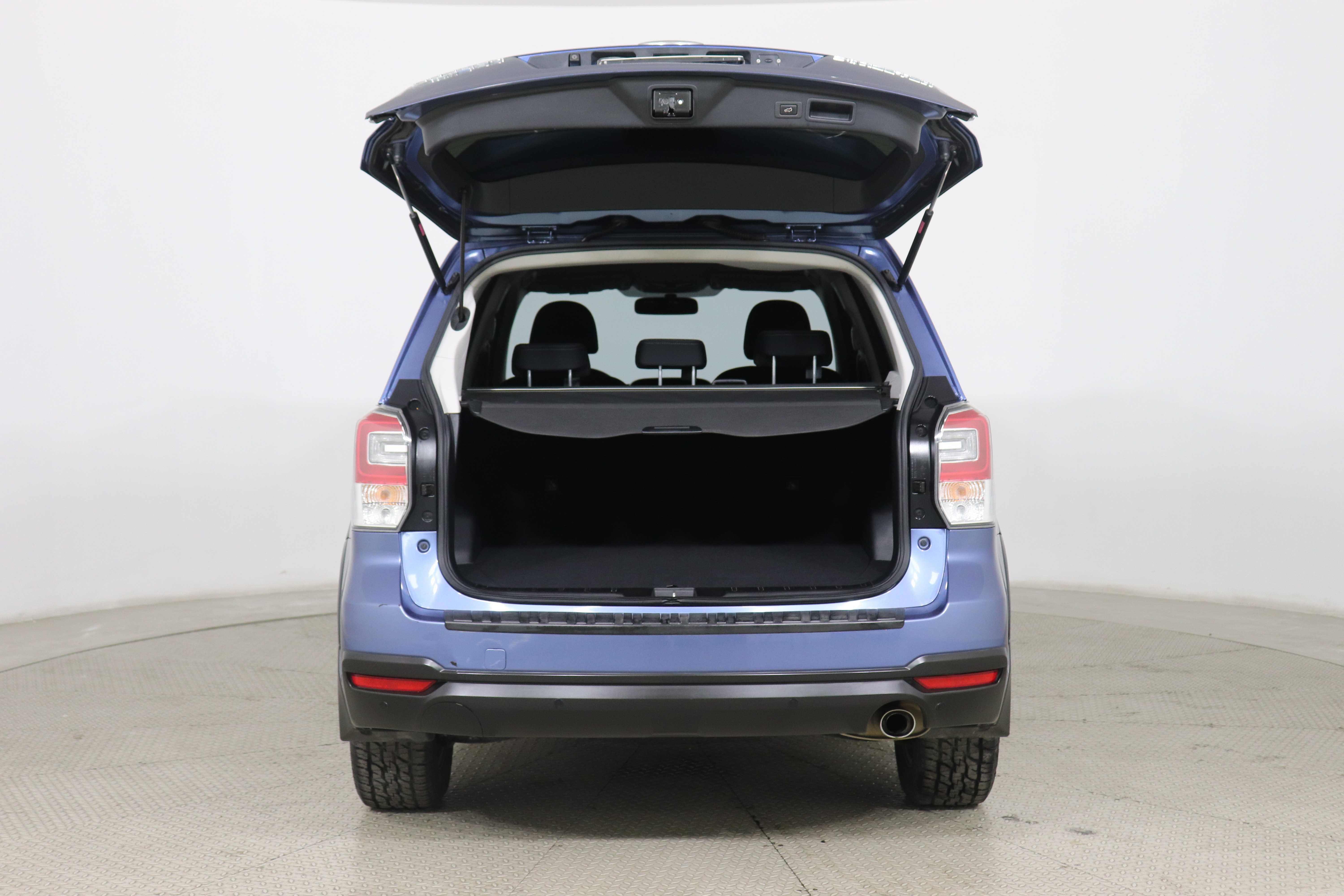 SUBARU FORESTER - One FORESTER