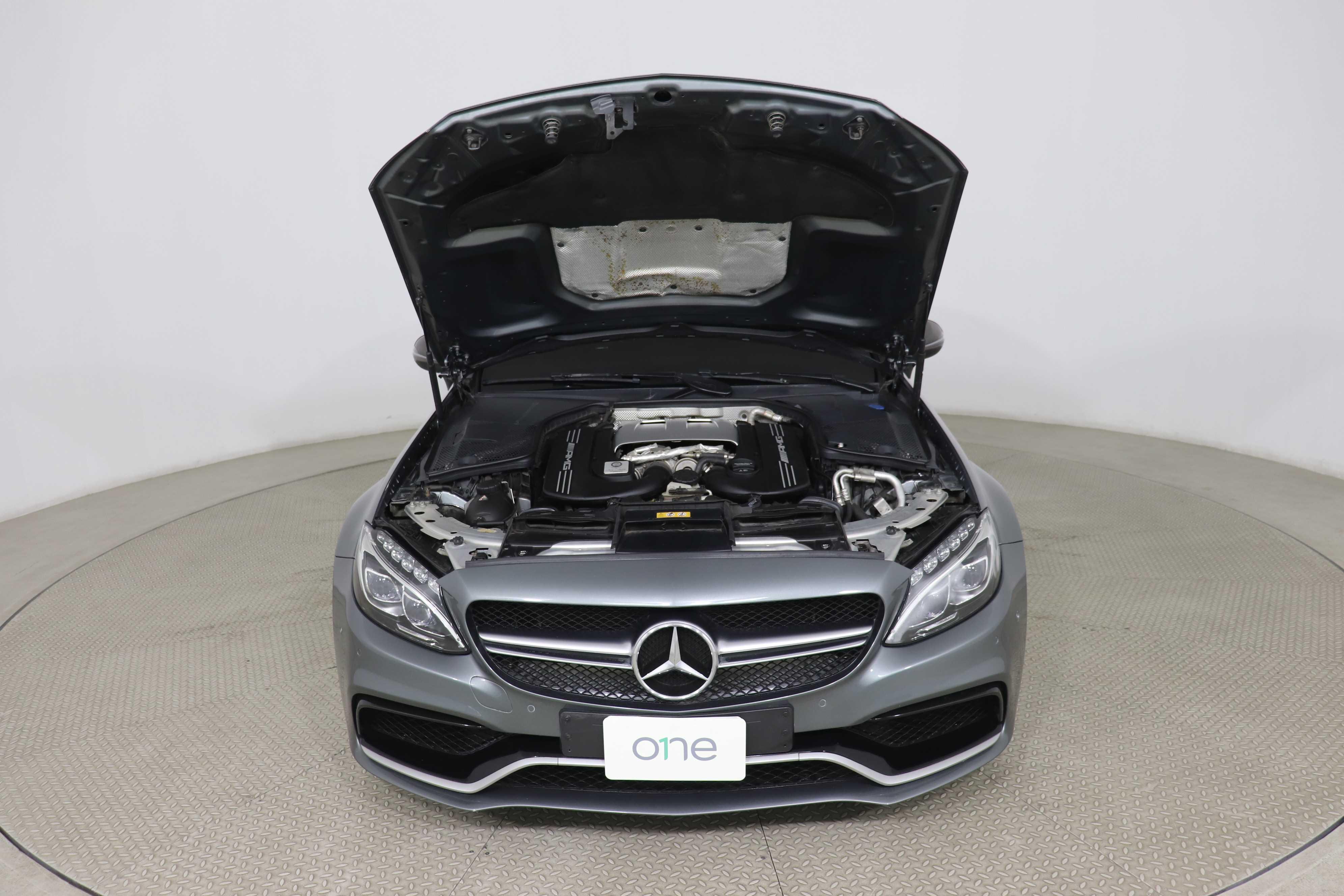 MERCEDES-BENZ C 63 AMG S COUPE - One C 63 AMG S COUPE