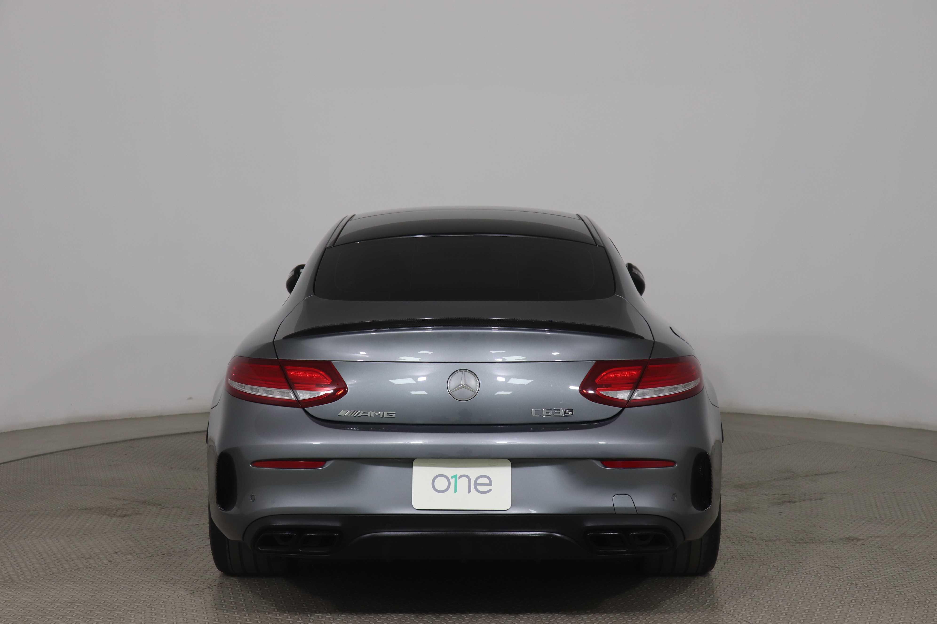 MERCEDES-BENZ C 63 AMG S COUPE - One C 63 AMG S COUPE