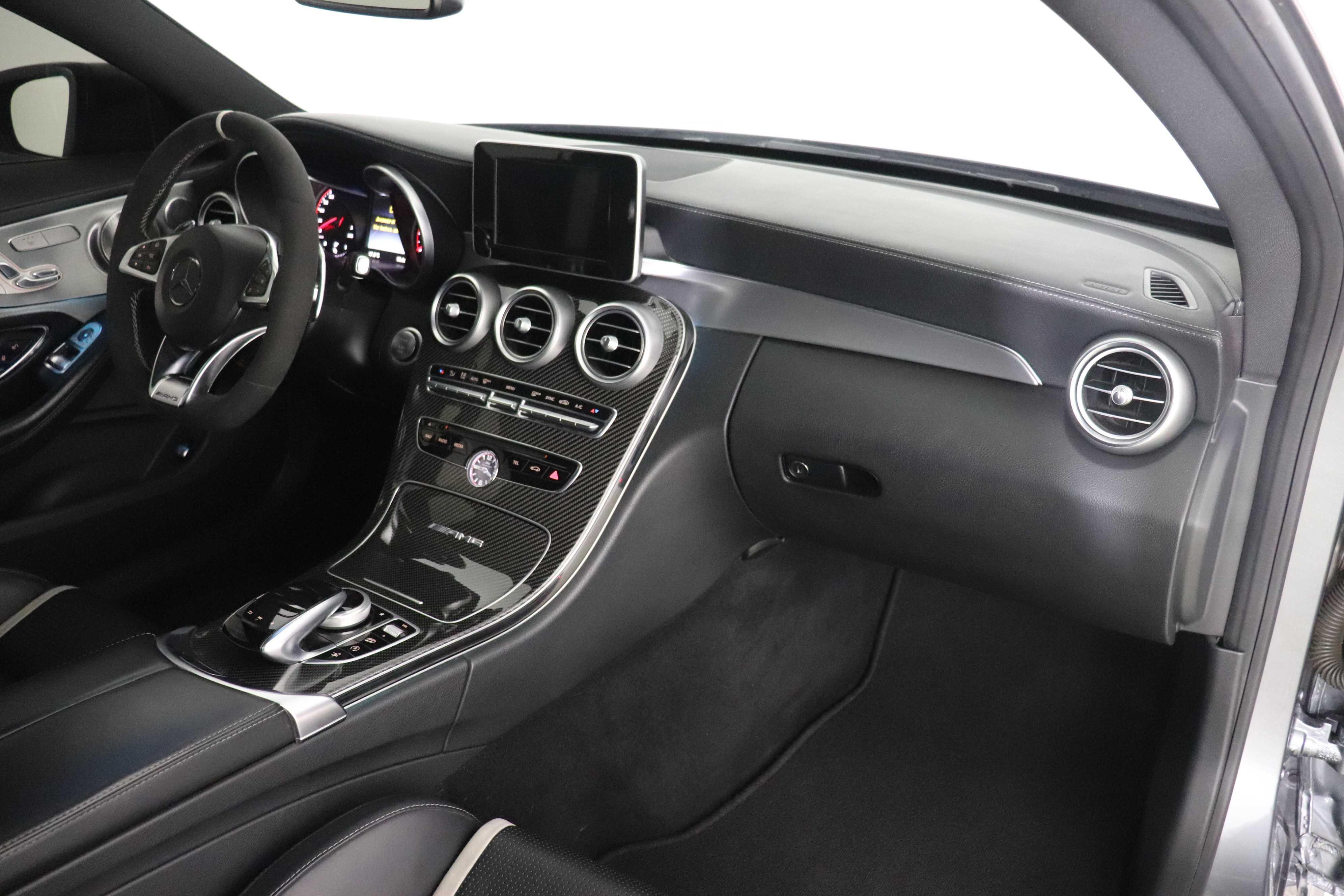 MERCEDES-BENZ C 63 AMG S COUPE - One C 63 AMG S COUPE