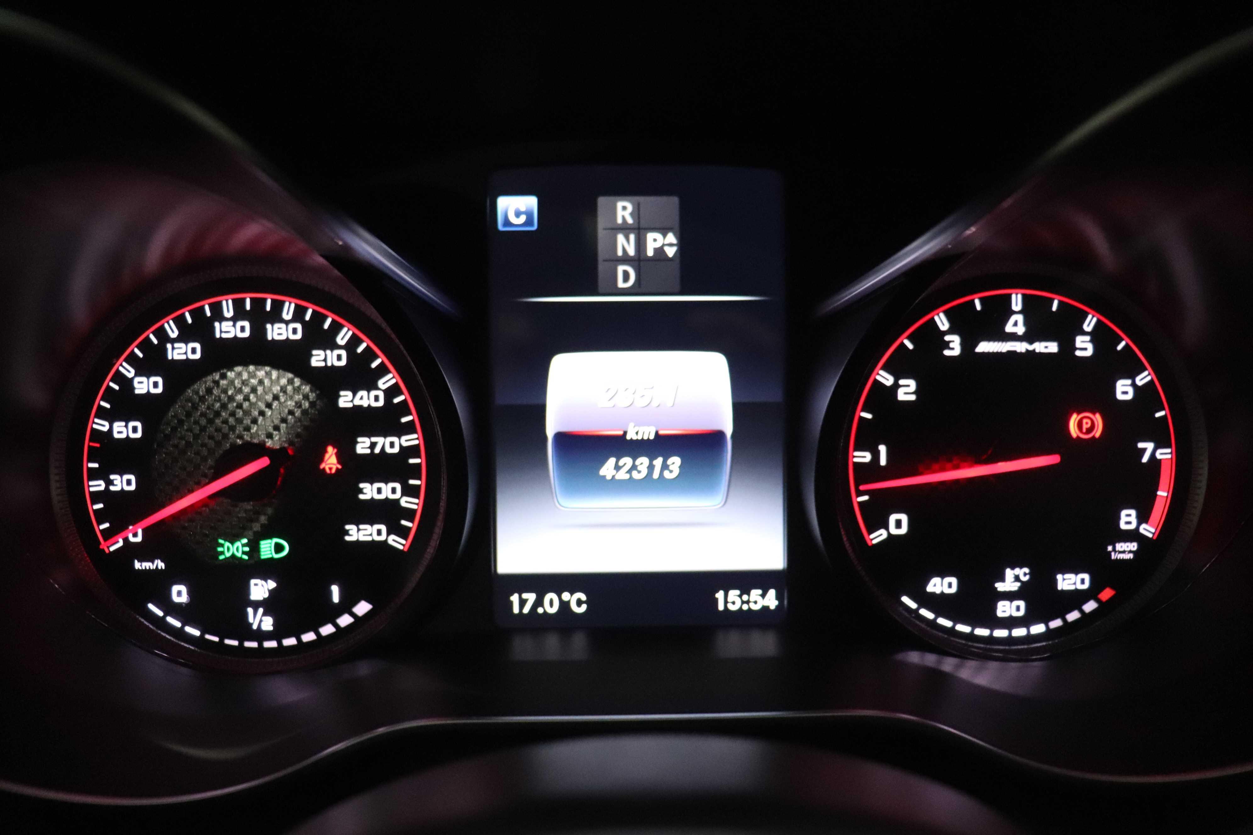 MERCEDES-BENZ C 63 AMG S COUPE - One C 63 AMG S COUPE