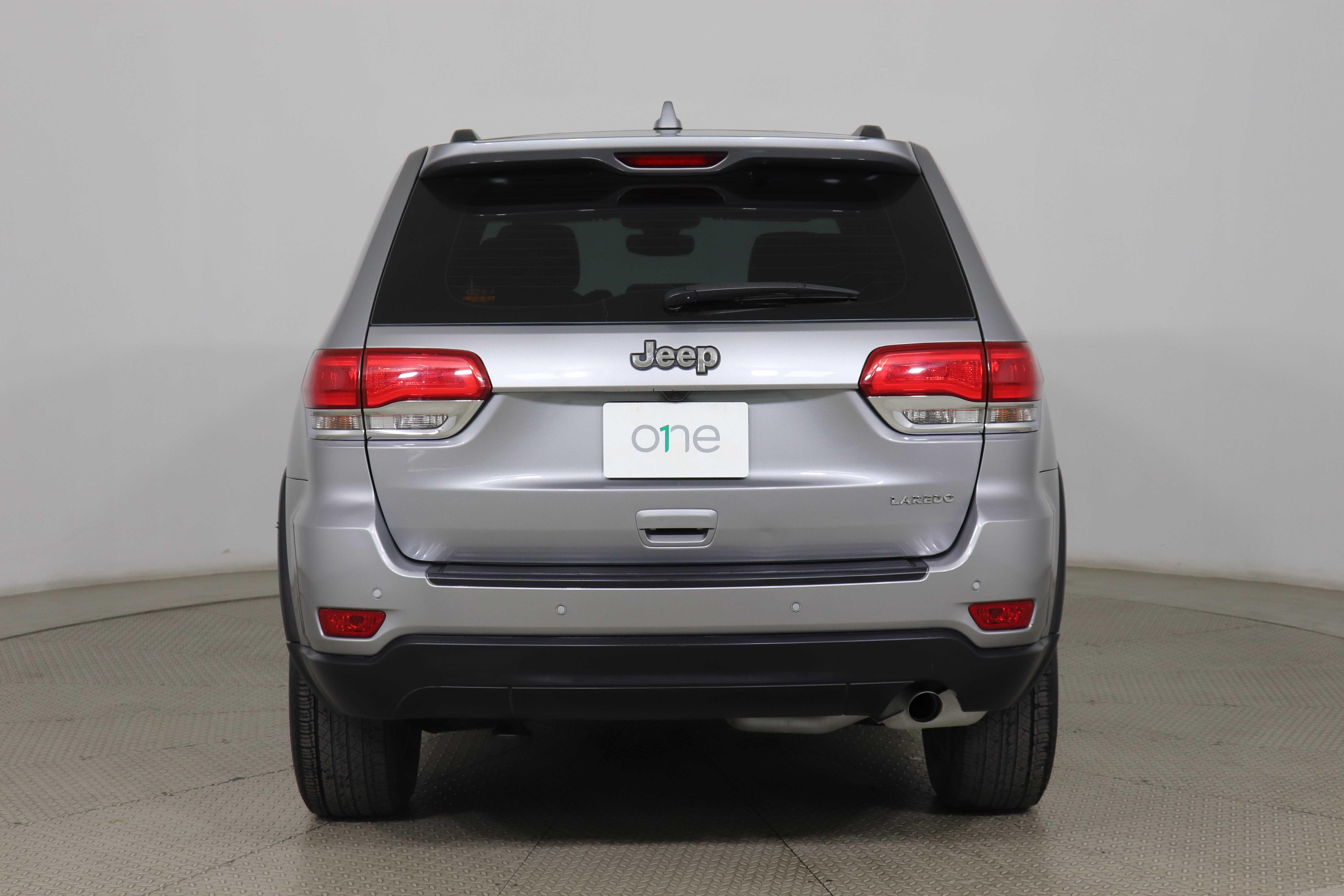 JEEP GRAND CHEROKEE - One GRAND CHEROKEE