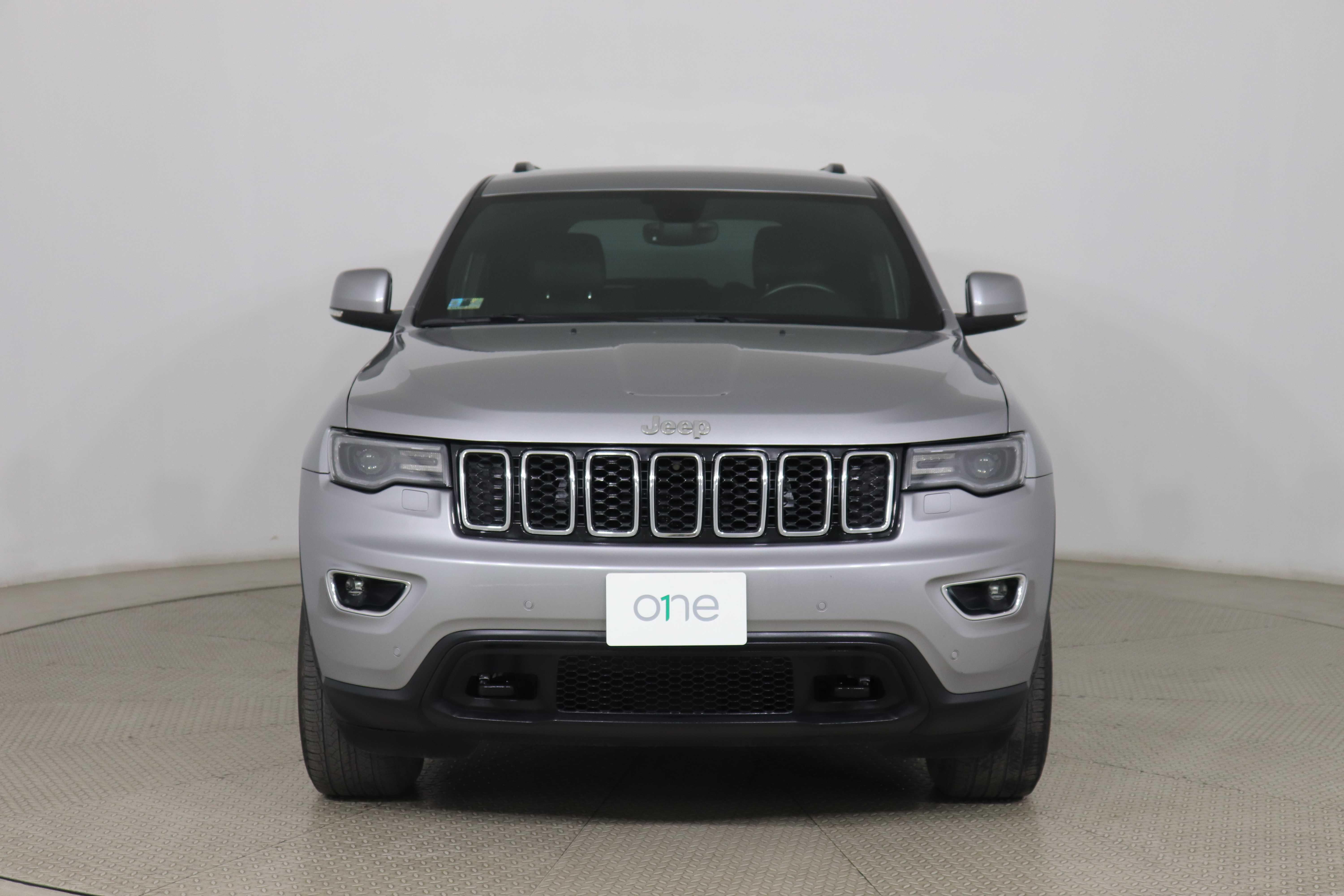 JEEP GRAND CHEROKEE - One GRAND CHEROKEE