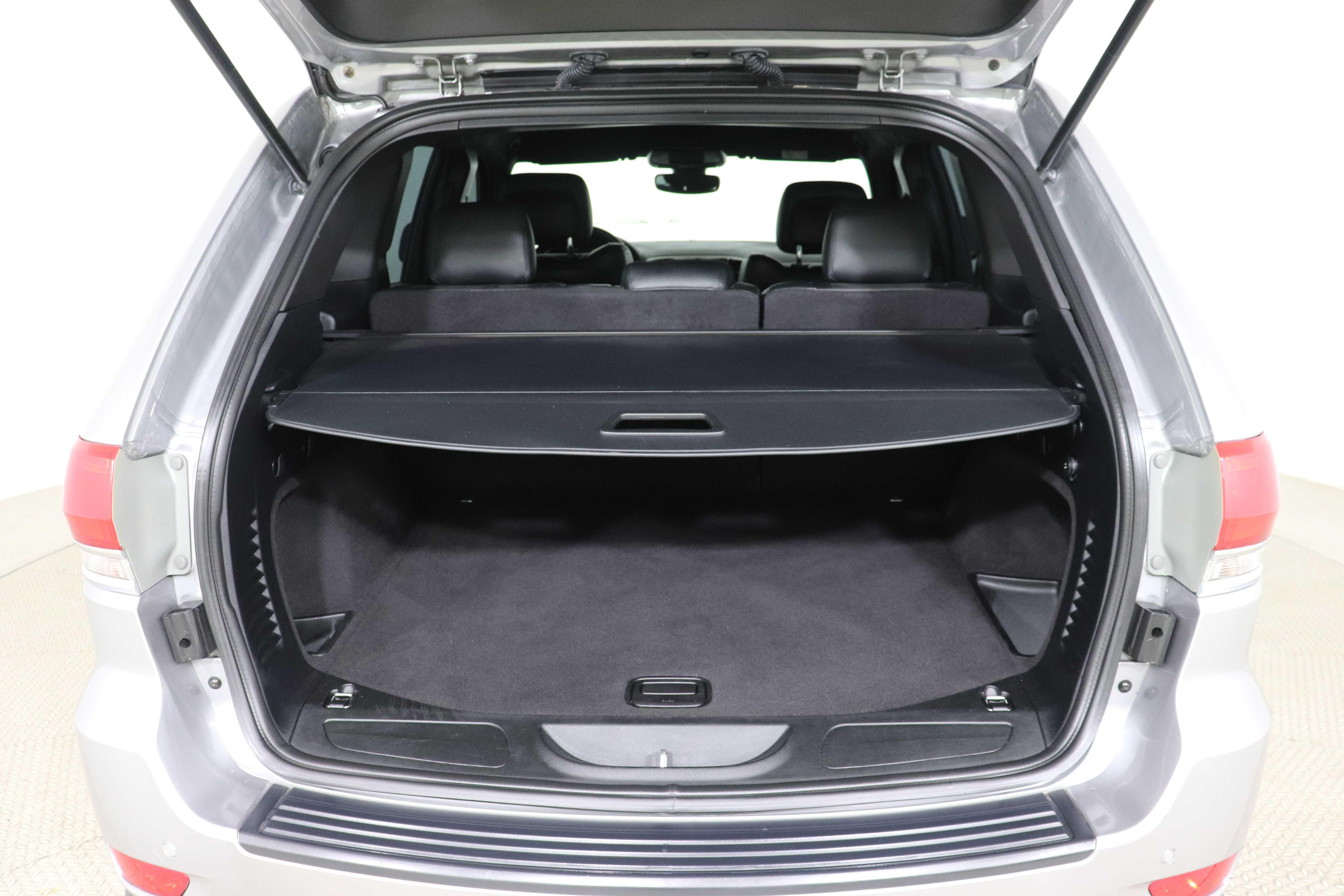 JEEP GRAND CHEROKEE - One GRAND CHEROKEE