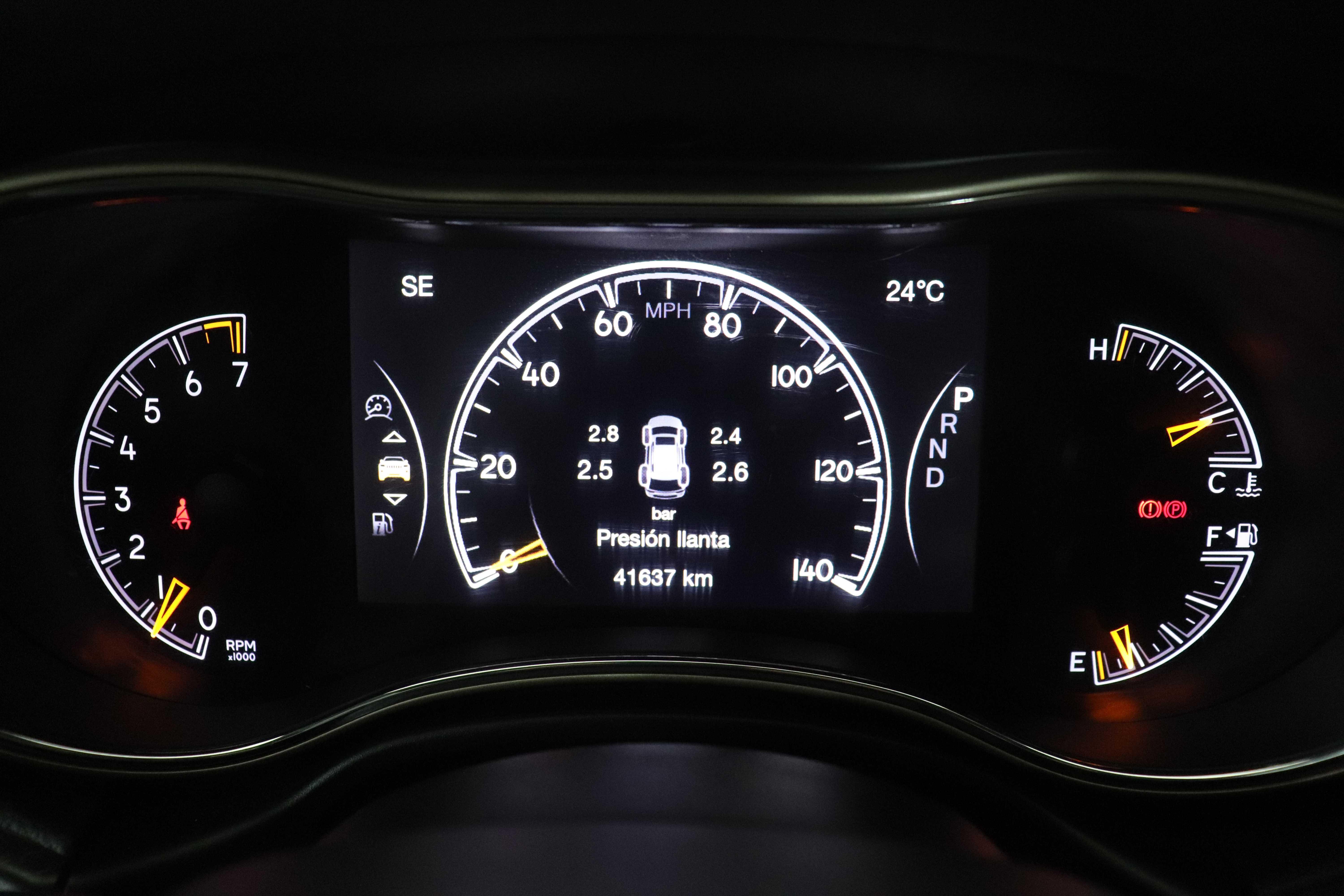 JEEP GRAND CHEROKEE - One GRAND CHEROKEE