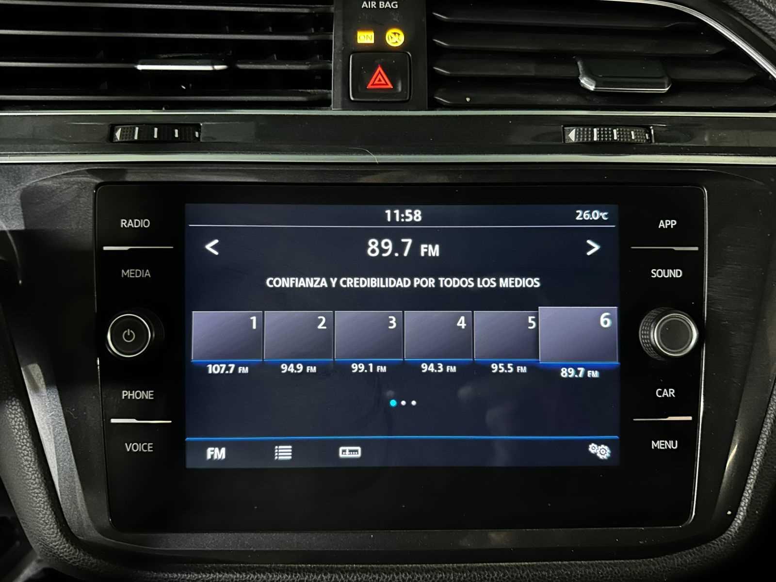 VOLKSWAGEN TIGUAN - One TIGUAN