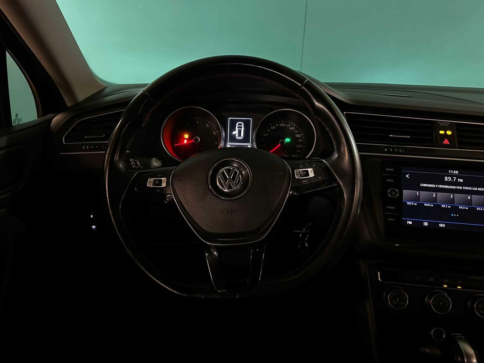 VOLKSWAGEN TIGUAN - One TIGUAN