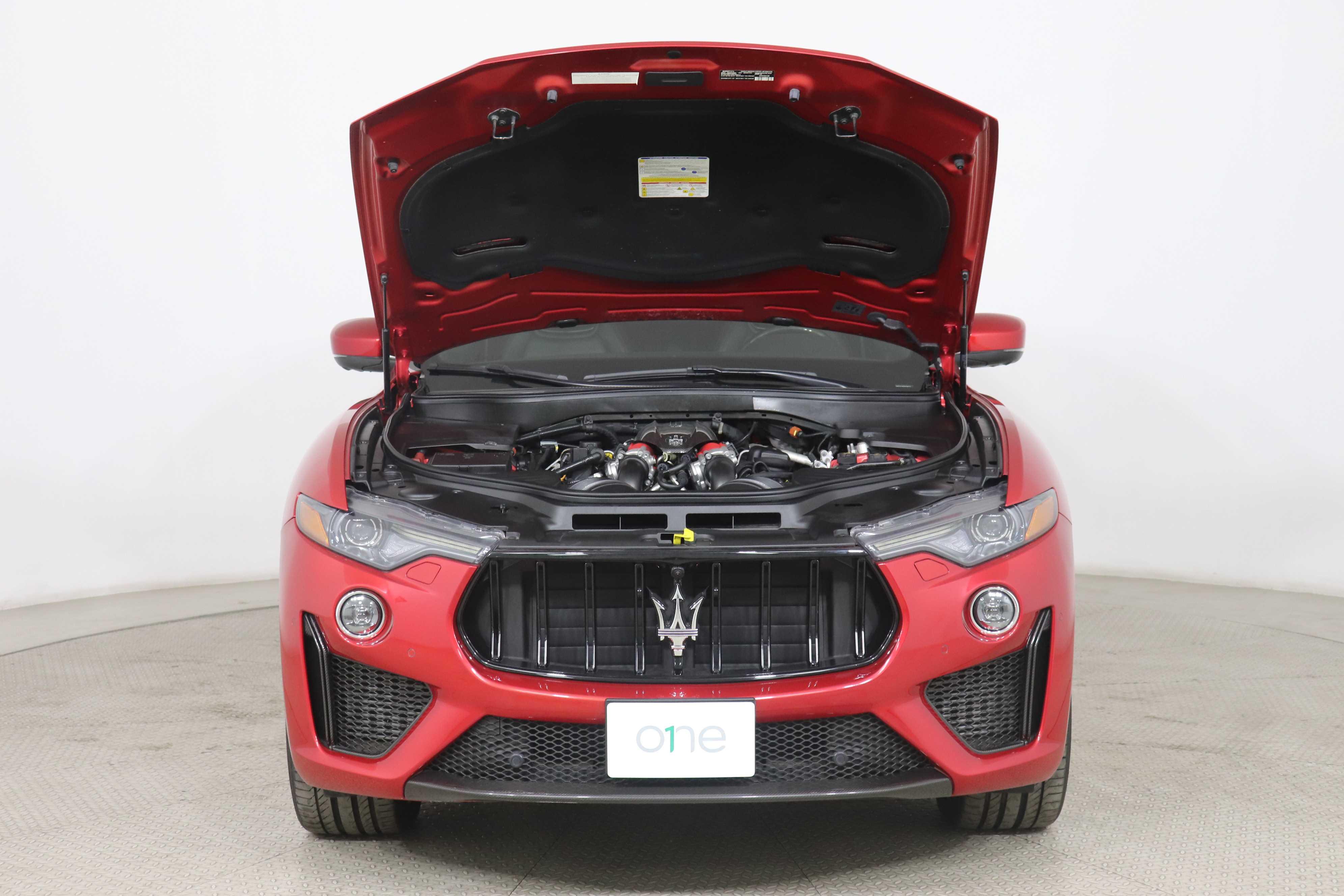 MASERATI LEVANTE - One LEVANTE