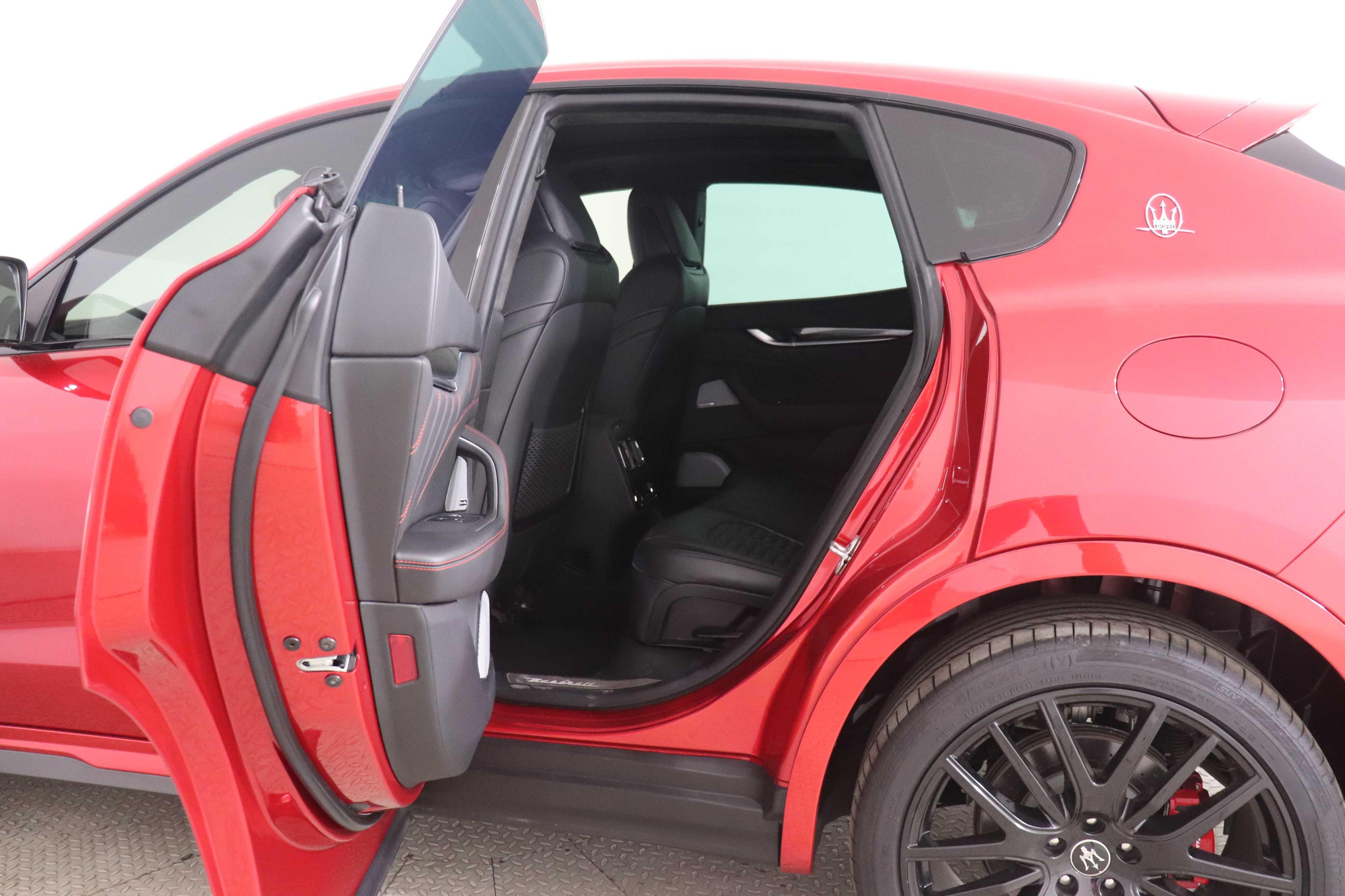 MASERATI LEVANTE - One LEVANTE