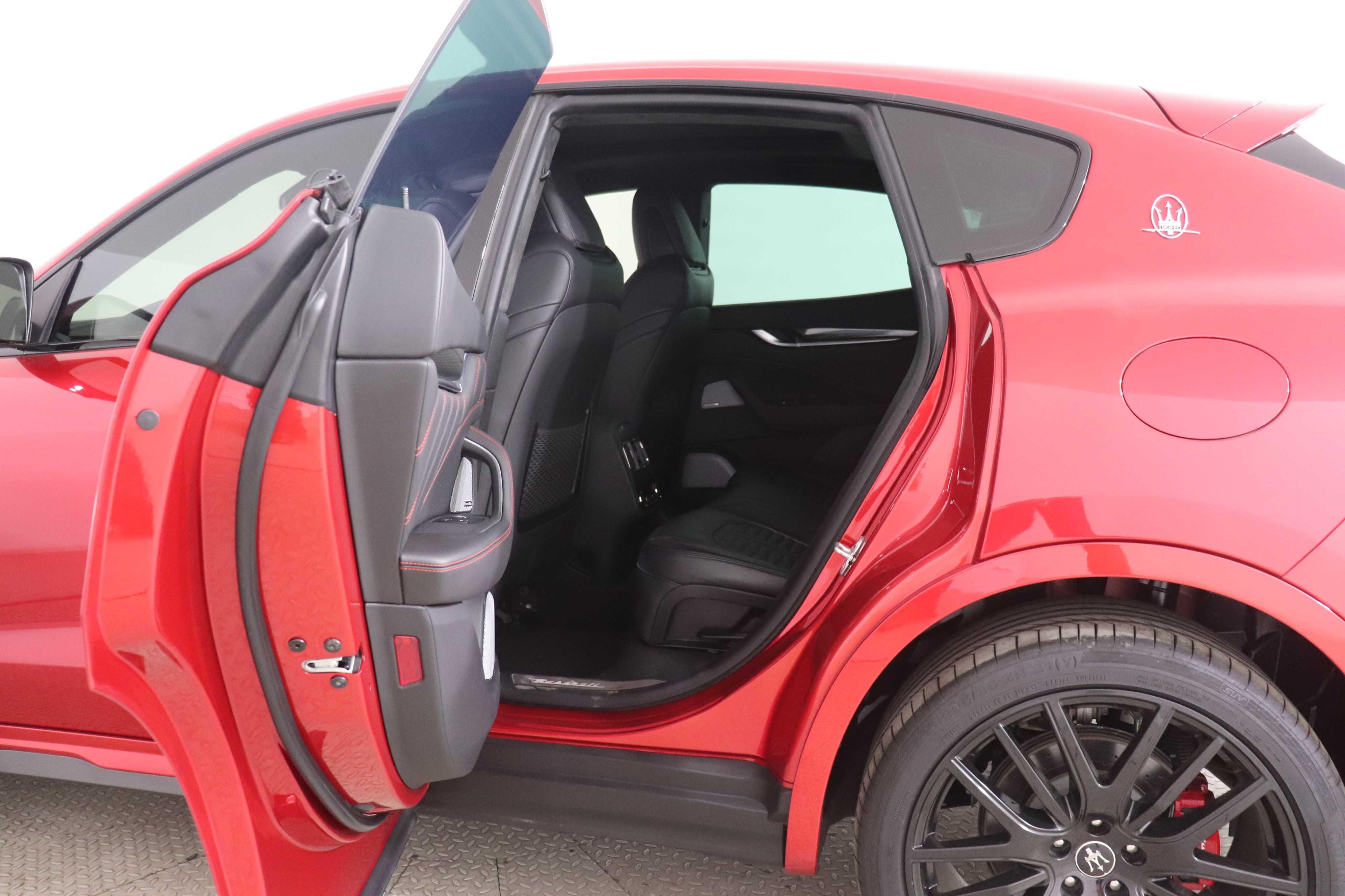 MASERATI LEVANTE - One LEVANTE