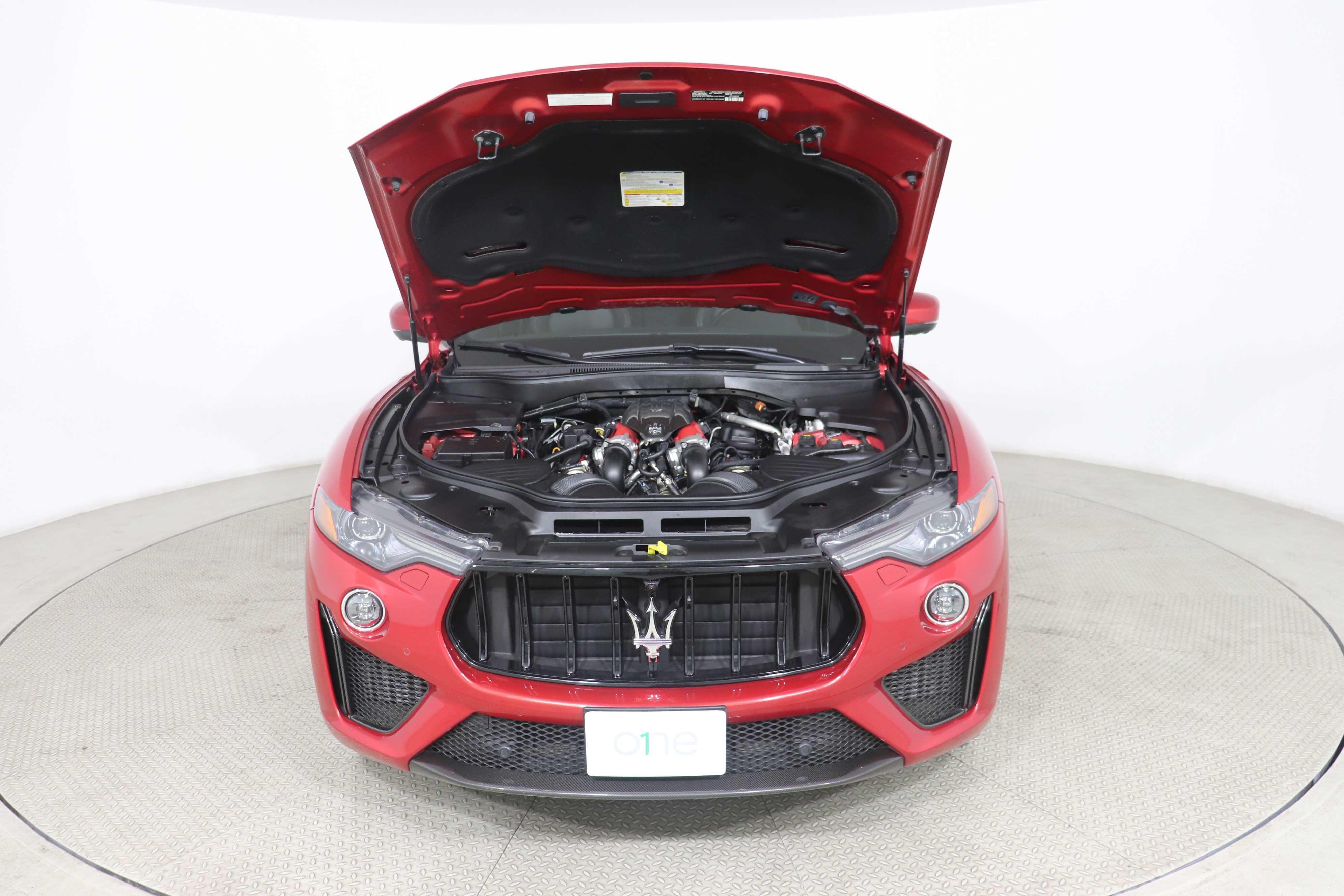 MASERATI LEVANTE - One LEVANTE