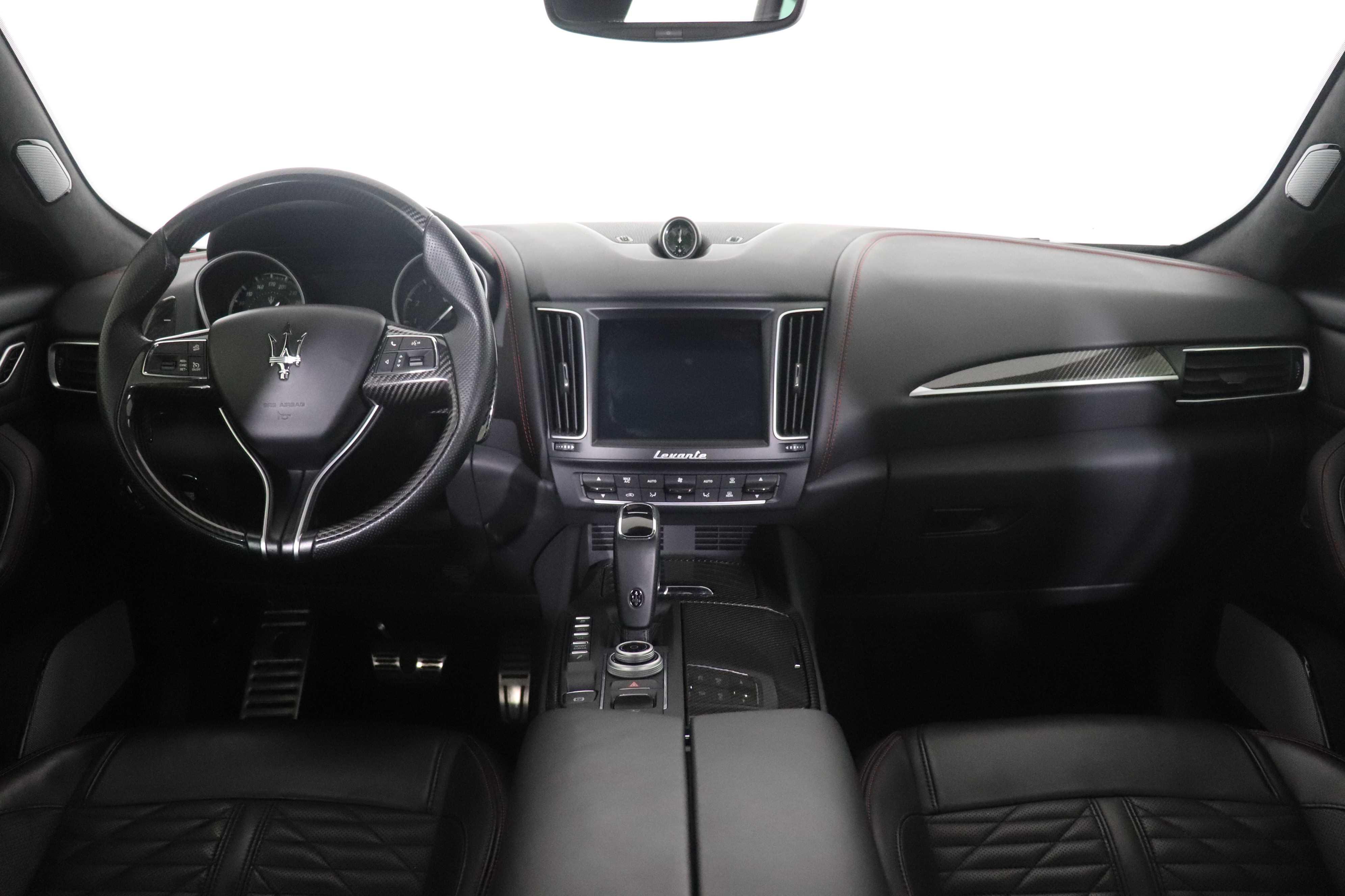 MASERATI LEVANTE - One LEVANTE