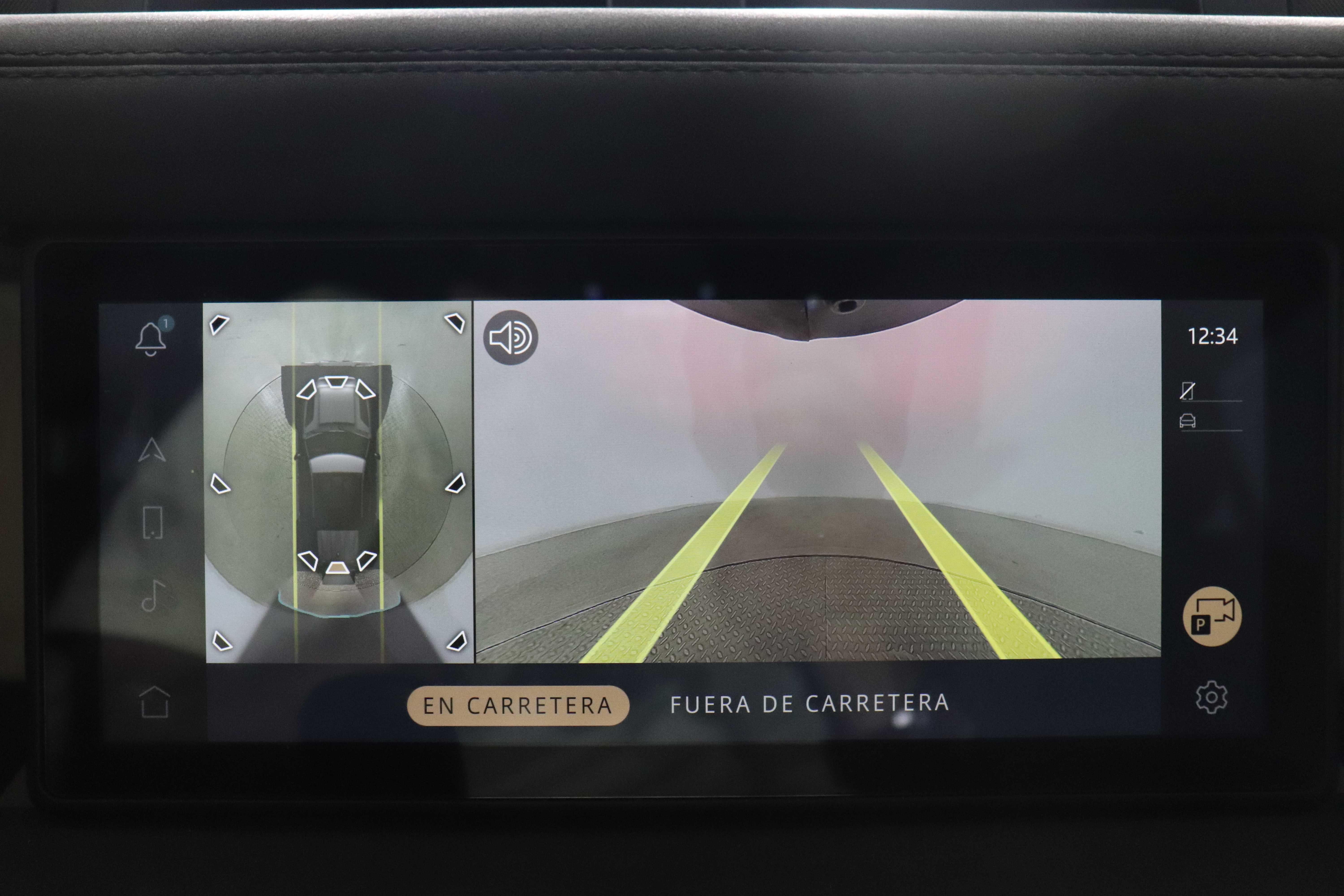 LAND ROVER DEFENDER - One DEFENDER