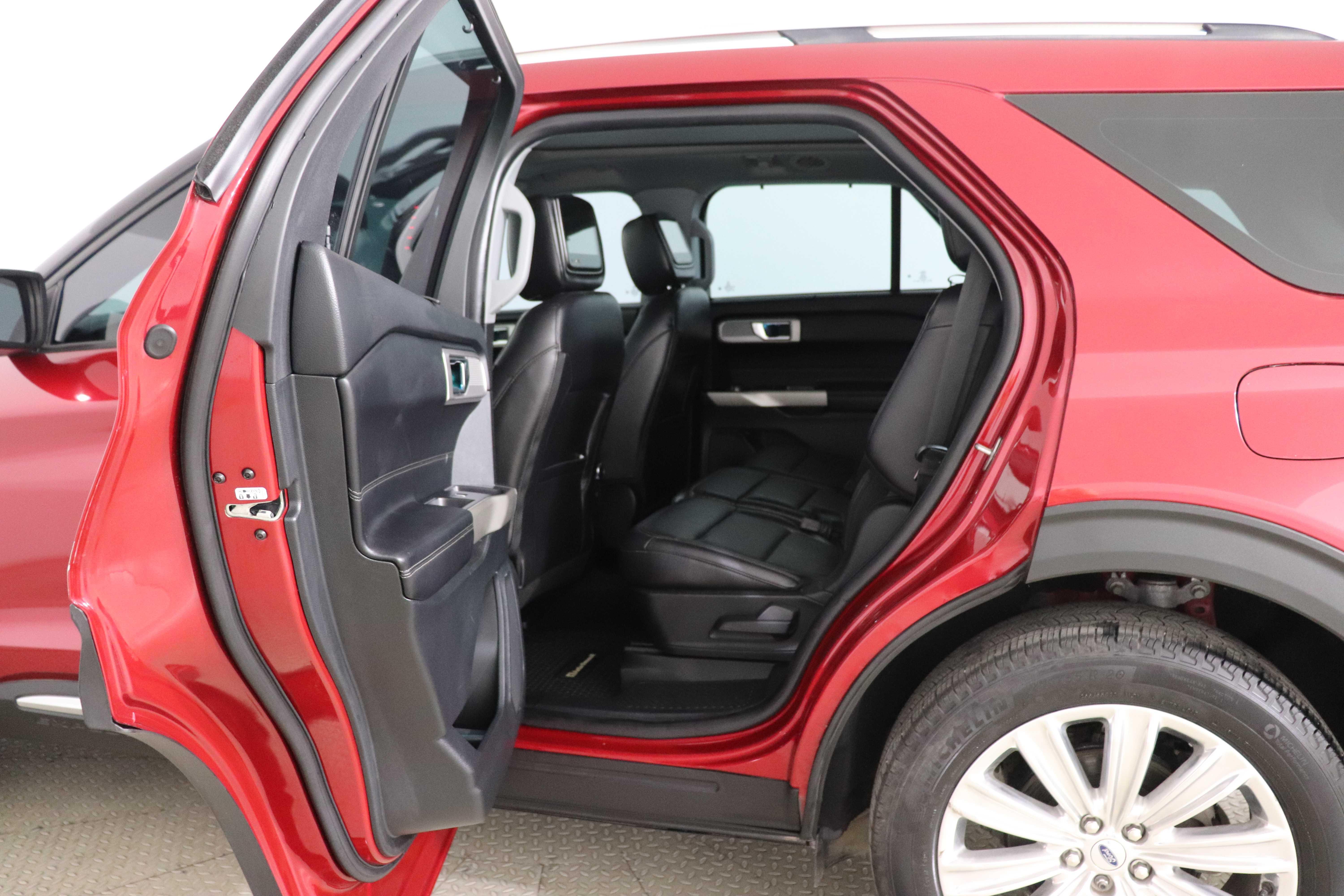 FORD ALL NEW EXPLORER - One ALL NEW EXPLORER