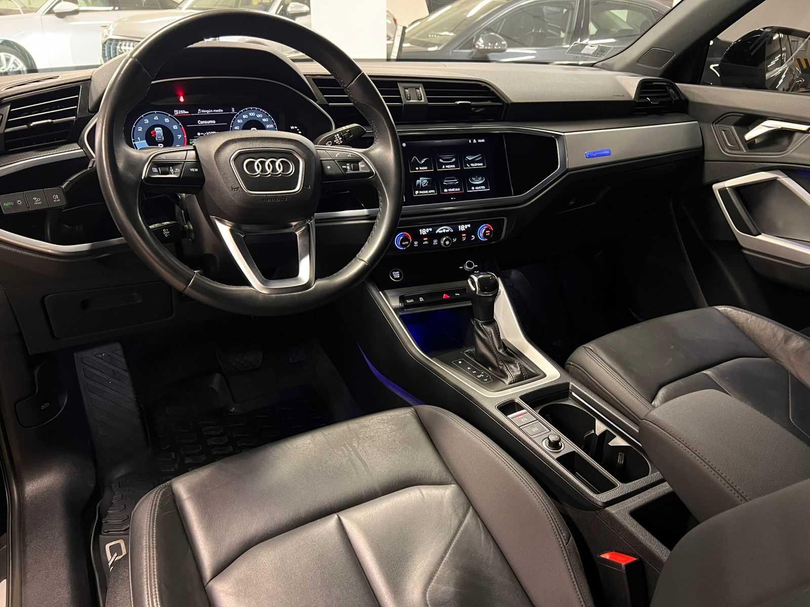 AUDI Q3 - One Q3