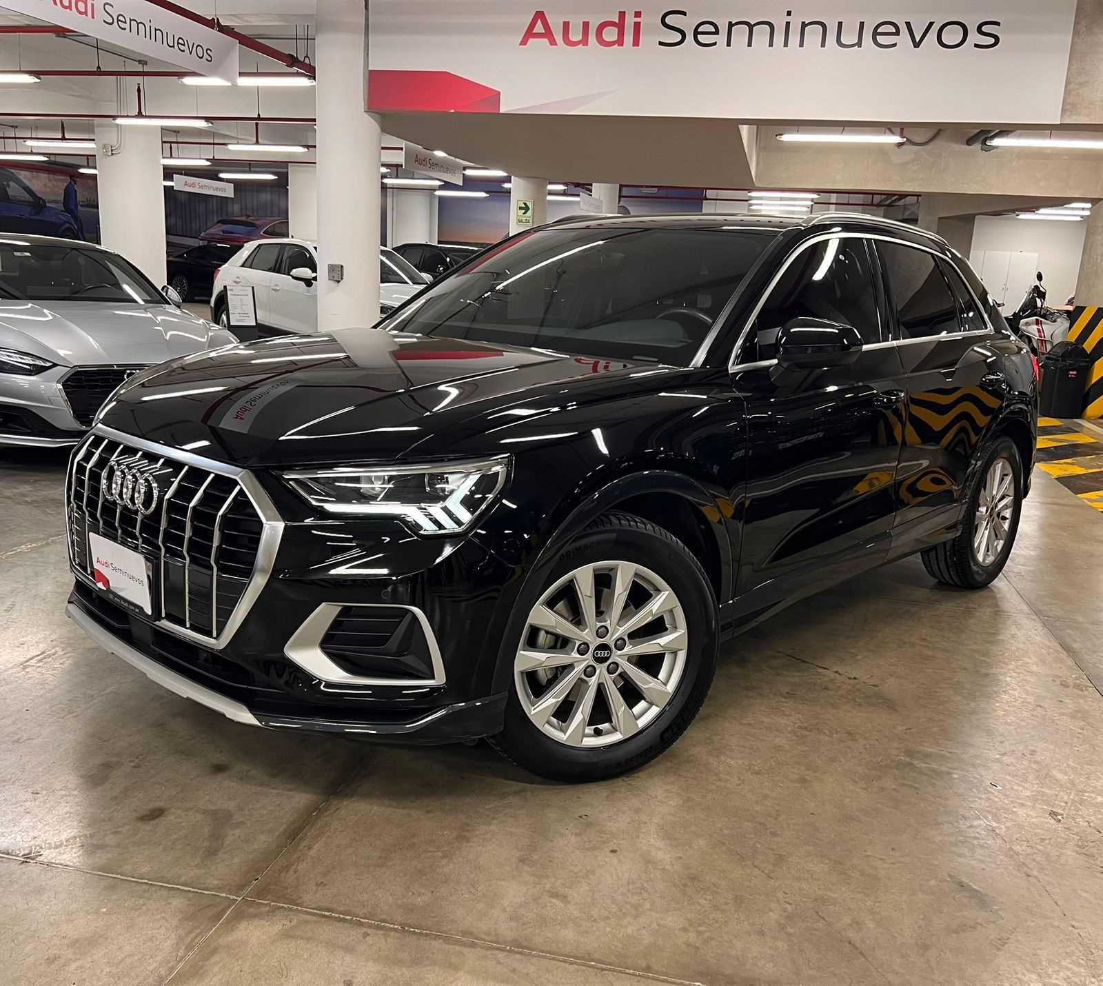AUDI Q3 - One Q3