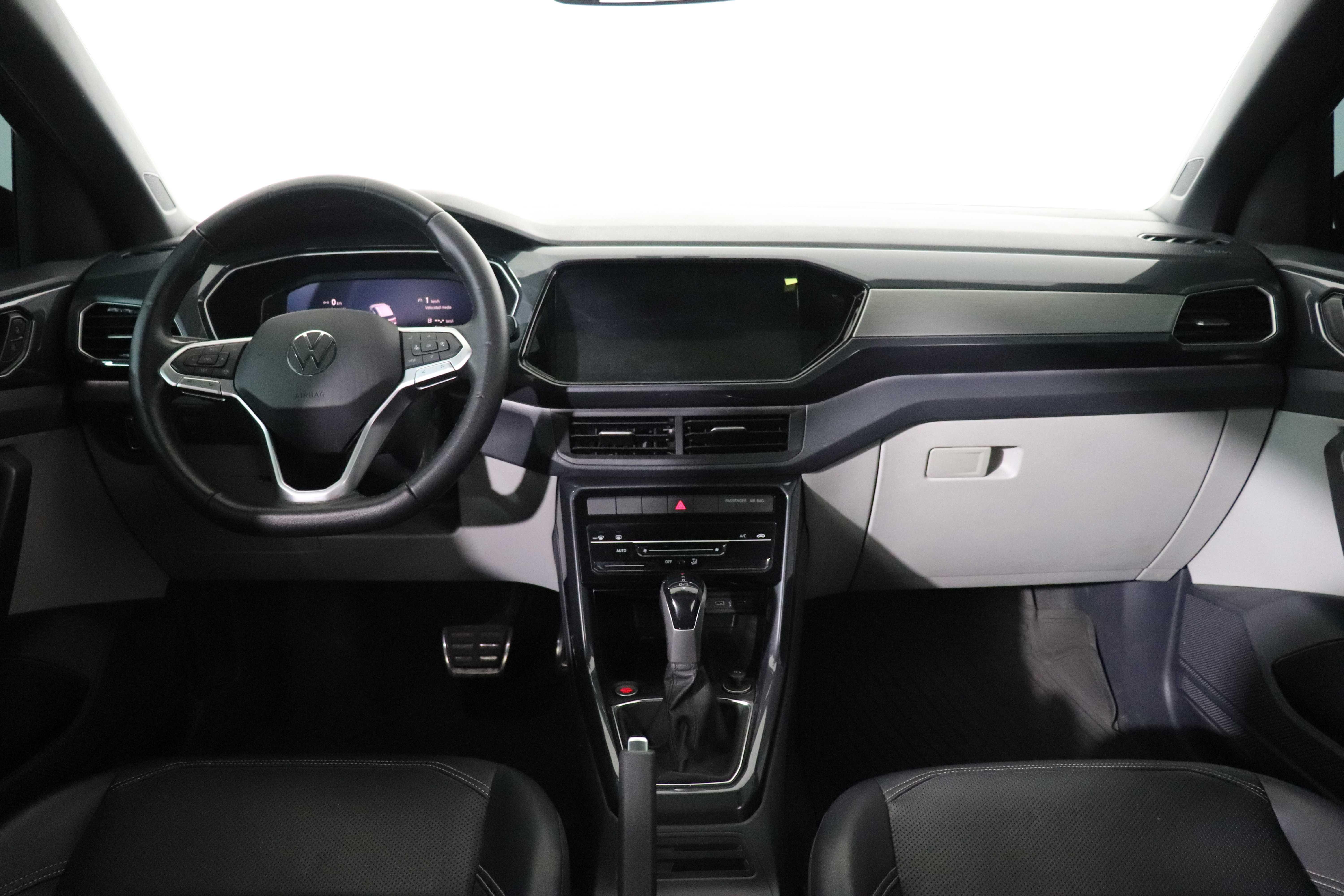 VOLKSWAGEN T-CROSS - One T-CROSS