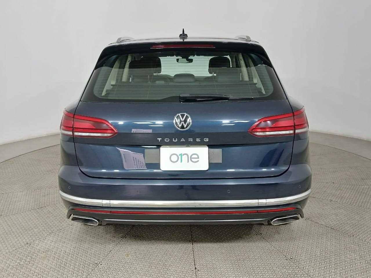 VOLKSWAGEN TOUAREG - One TOUAREG