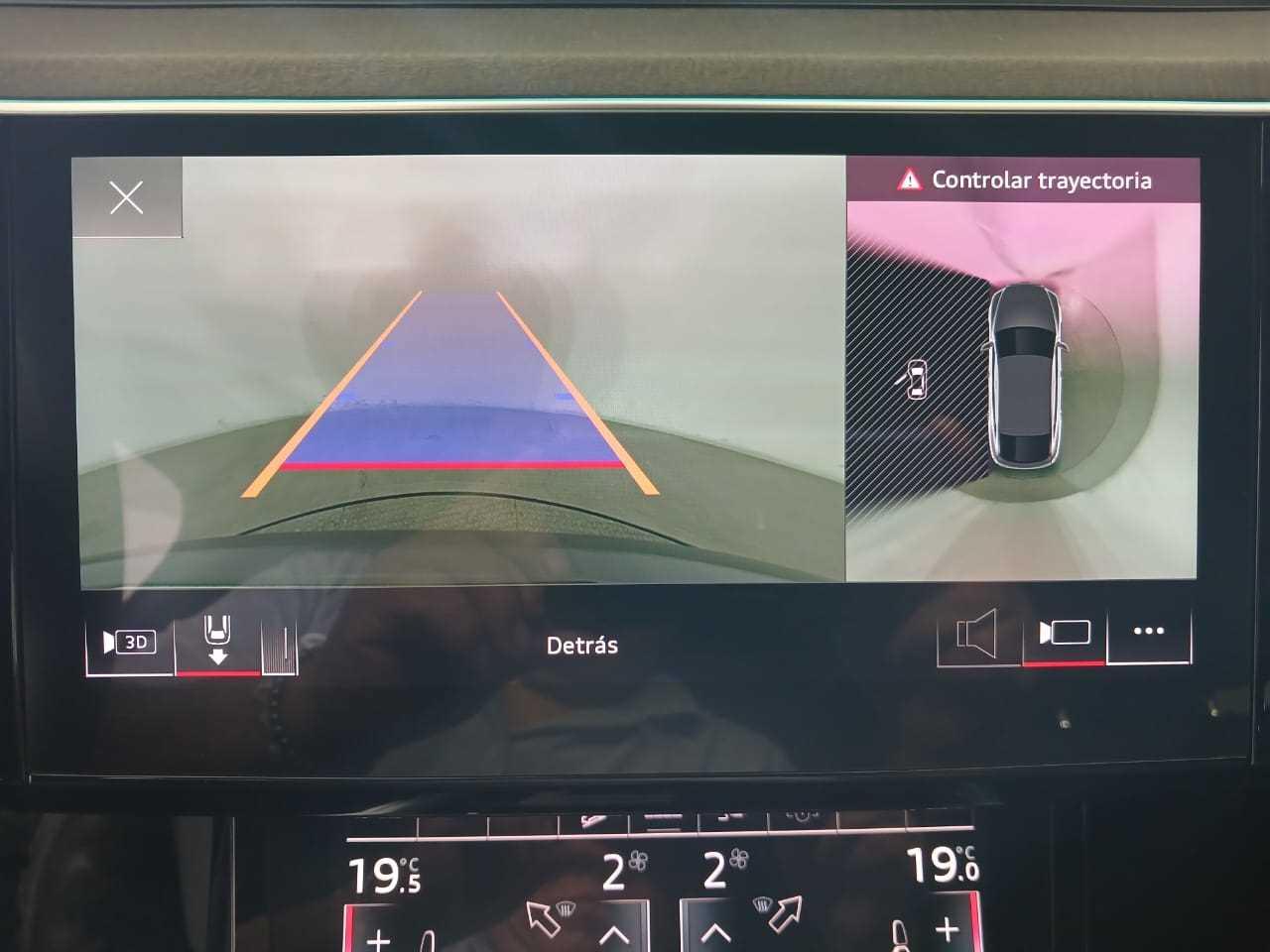 AUDI Q8 E-TRON - One Q8 E-TRON