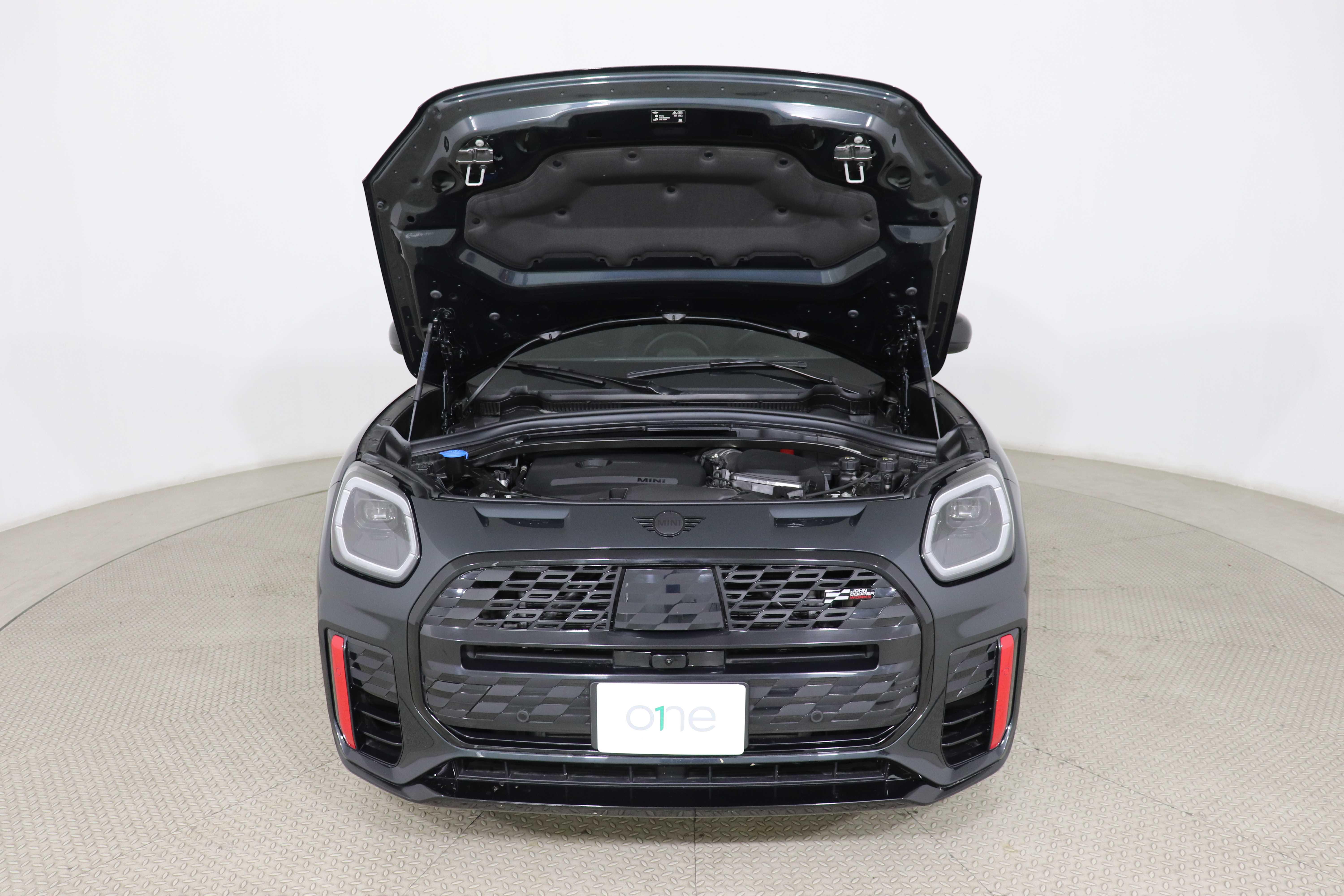 MINI COUNTRYMAN - One COUNTRYMAN