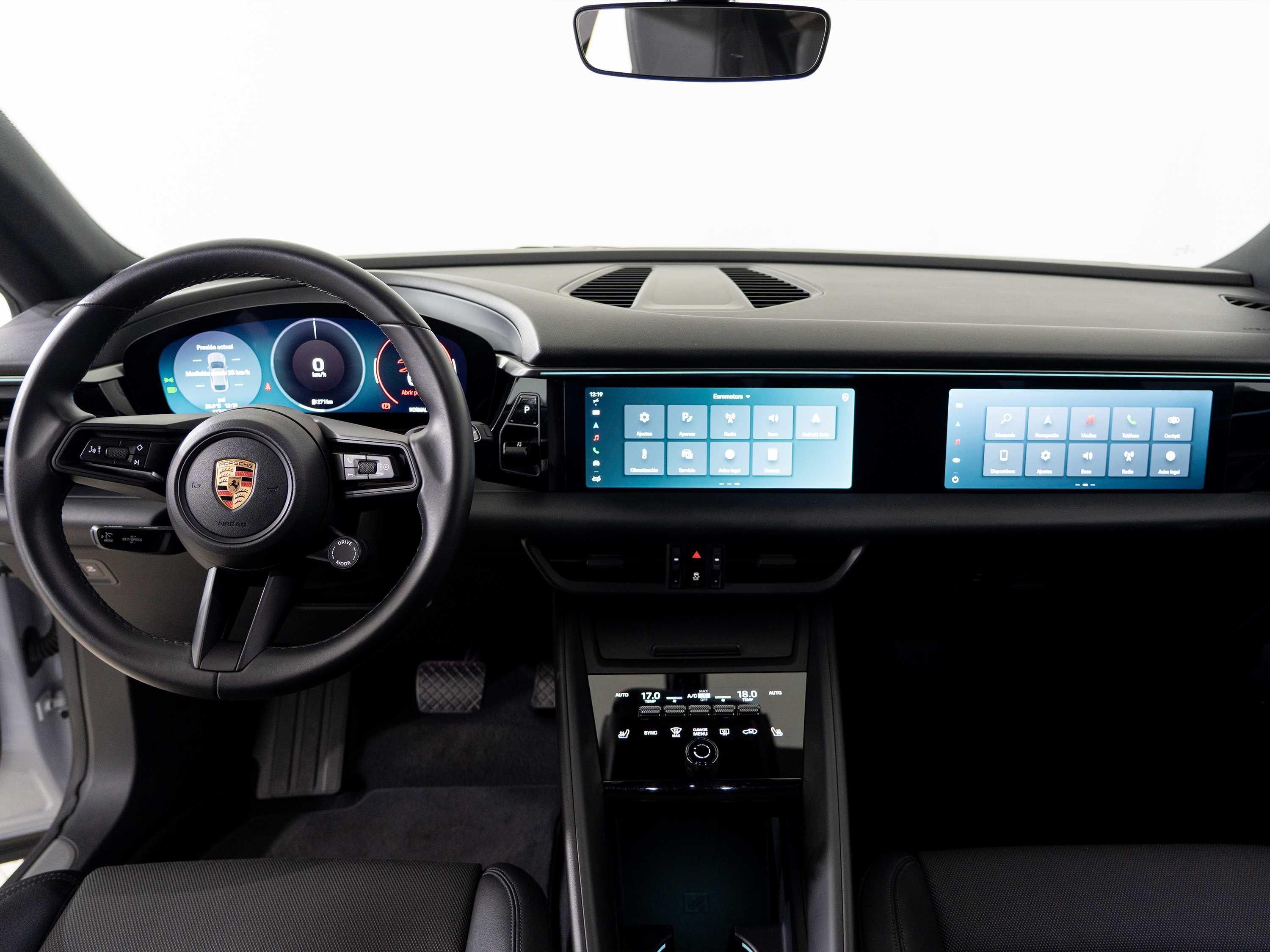 PORSCHE MACAN - One MACAN