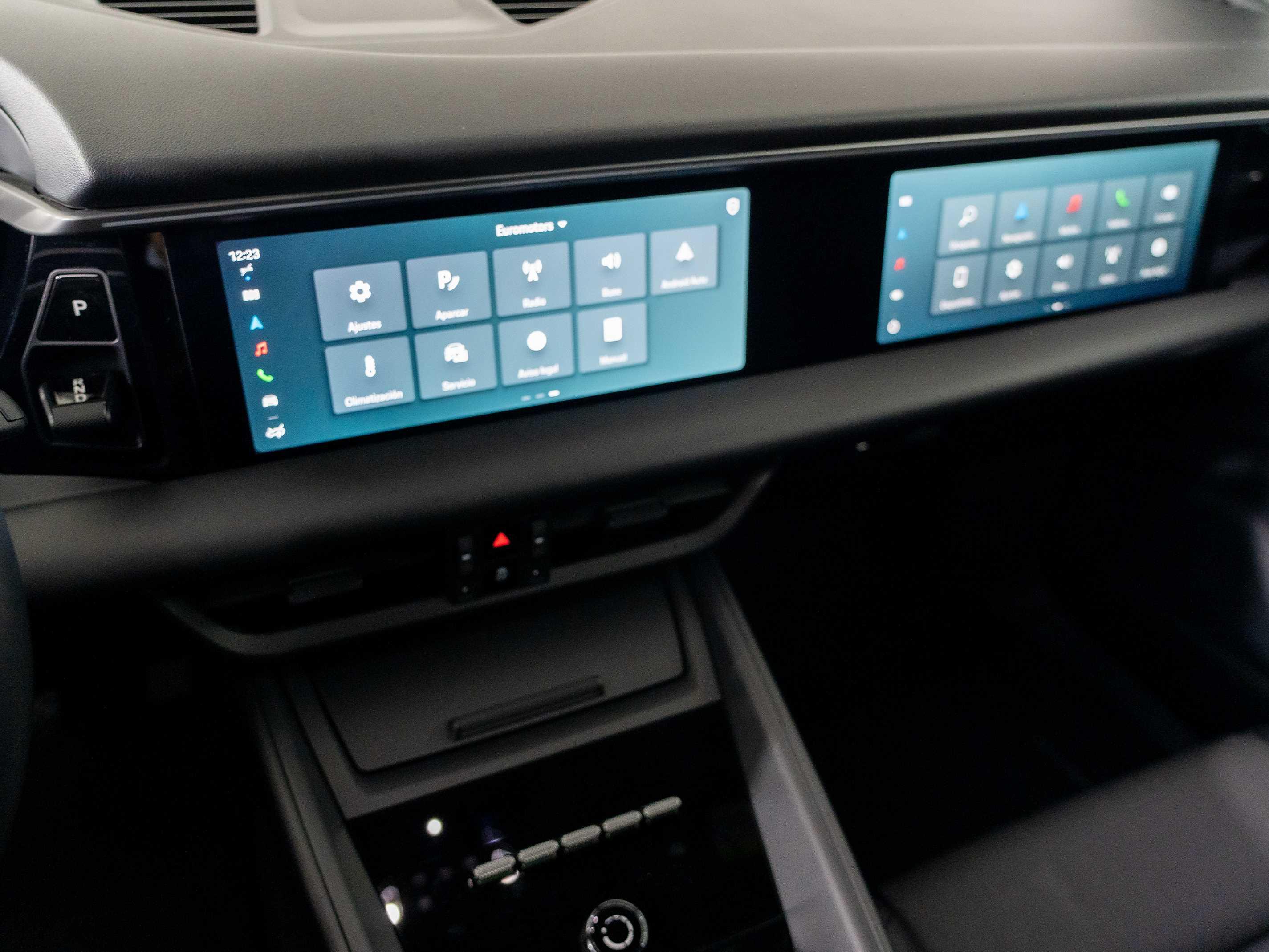 PORSCHE MACAN - One MACAN