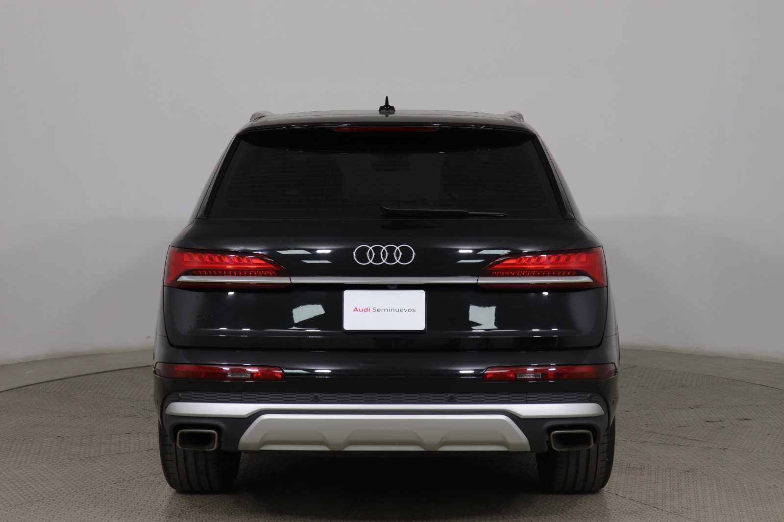 AUDI Q7 - One Q7