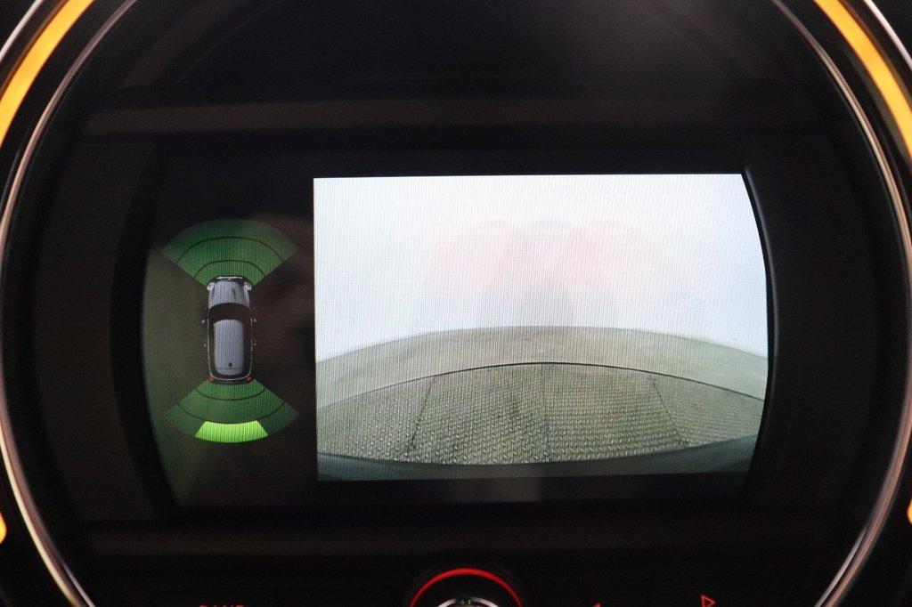 MINI HATCH - One HATCH