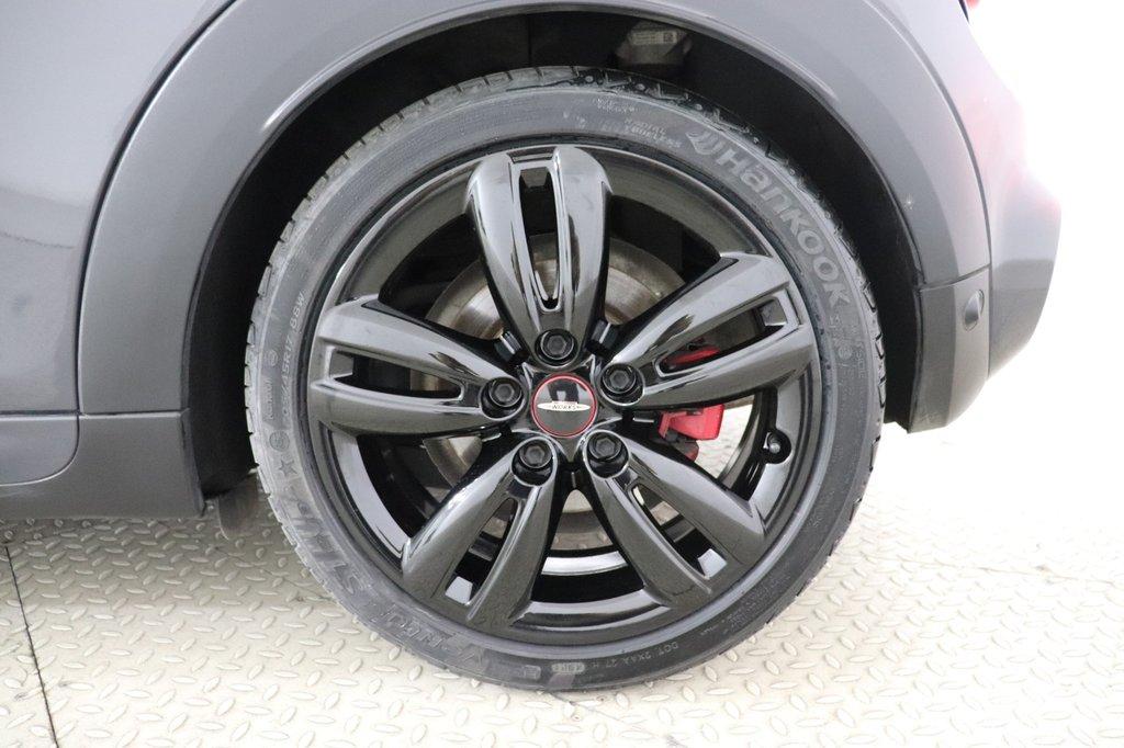 MINI HATCH - One HATCH