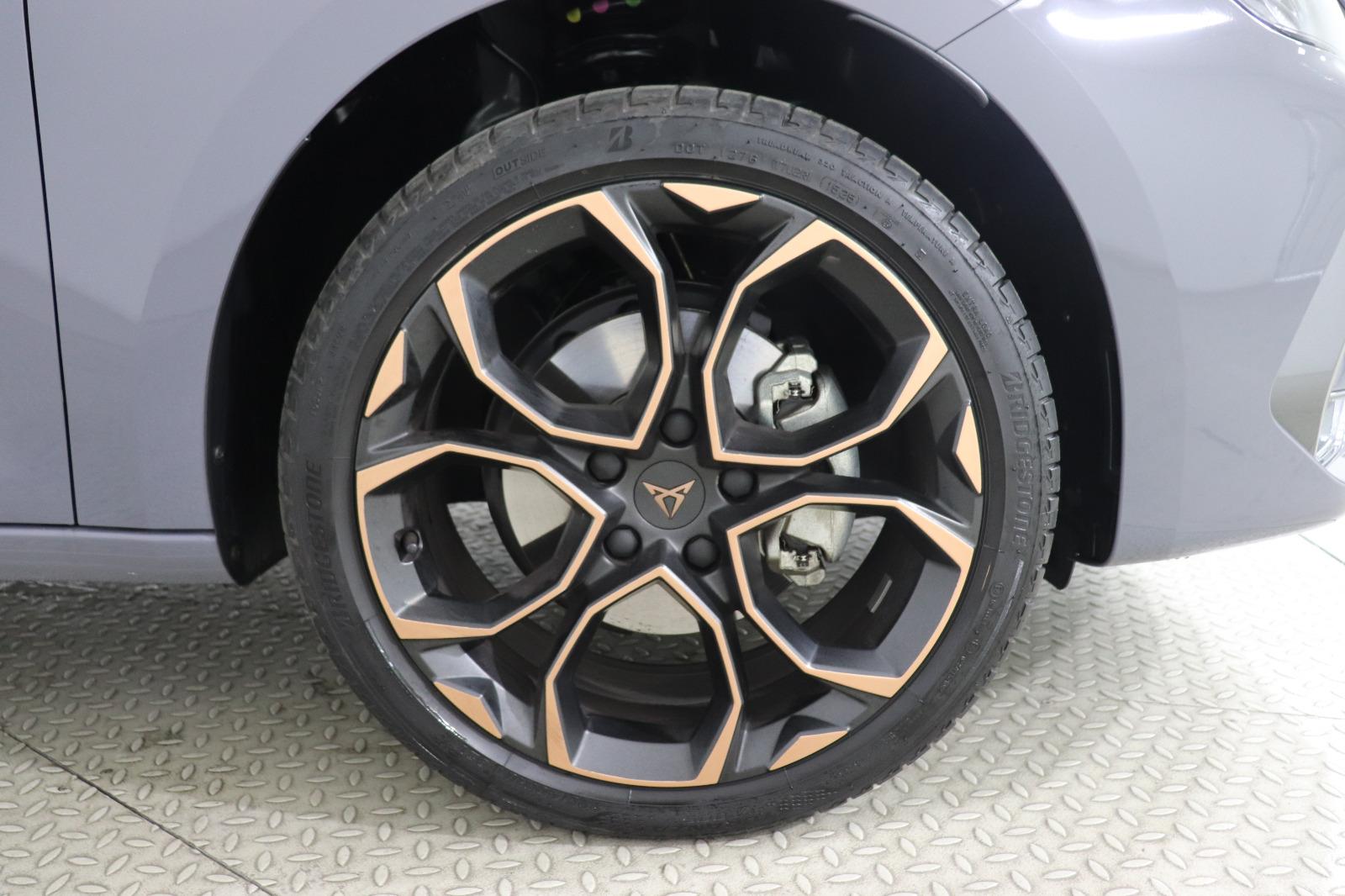 CUPRA LEON - One LEON