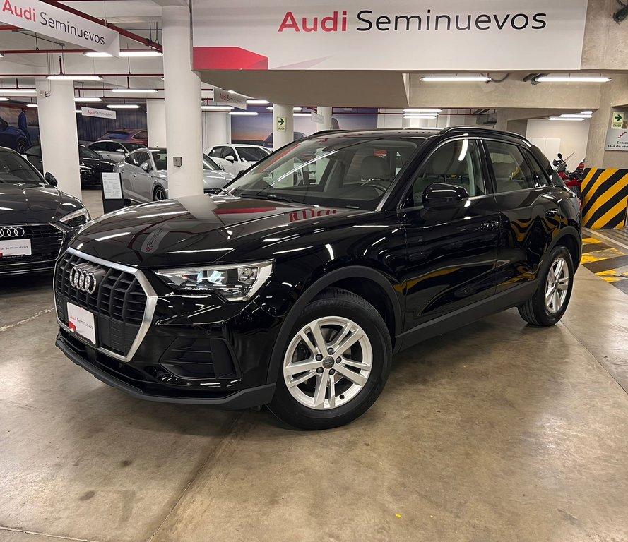 AUDI Q3 - One Q3